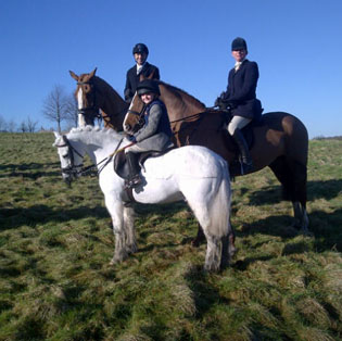 Urssie & Bill hunting Bill Levett
