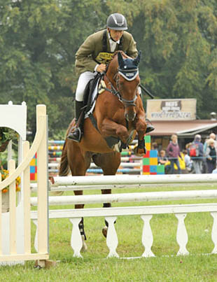 Bill Levett and Diamond Lassban Lift, Little Gatcombe, September 2014